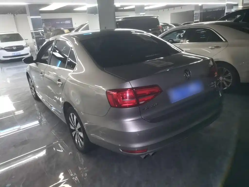 Volkswagen Sagitar — миниатюра 5