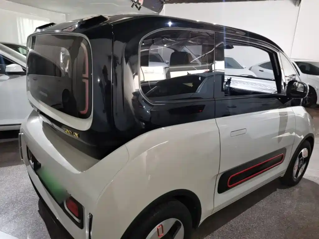 Baojun KiWi EV — миниатюра 7