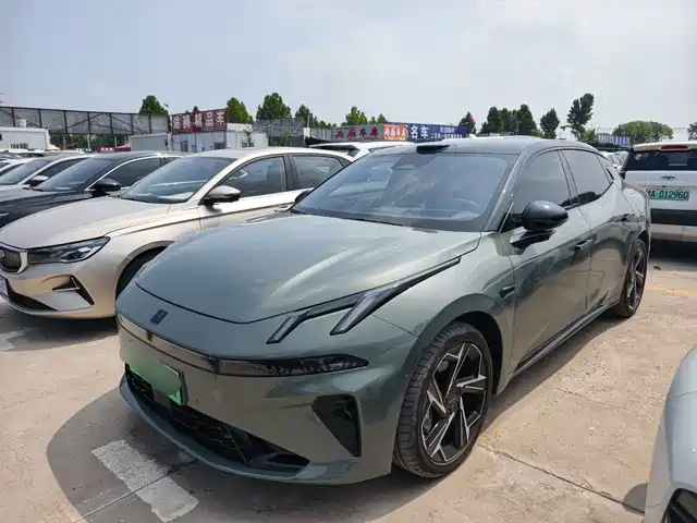 2026 Lynk & Co 07