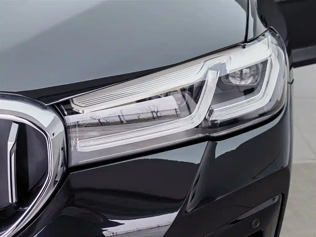 BMW 5 SERIES NEW ENERGY