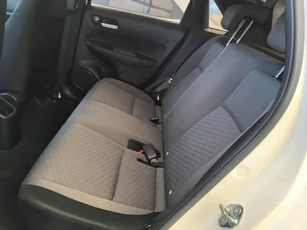 Honda Fit — миниатюра 17