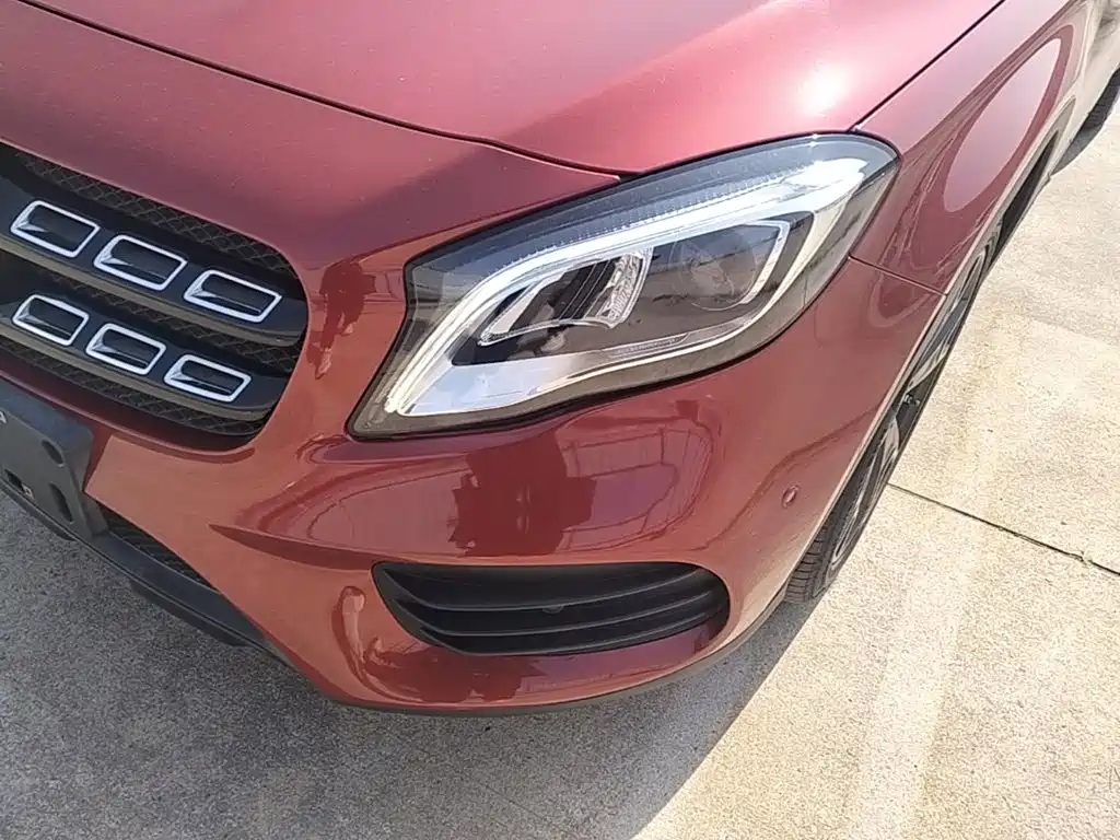 Mercedes-Benz GLA — миниатюра 24