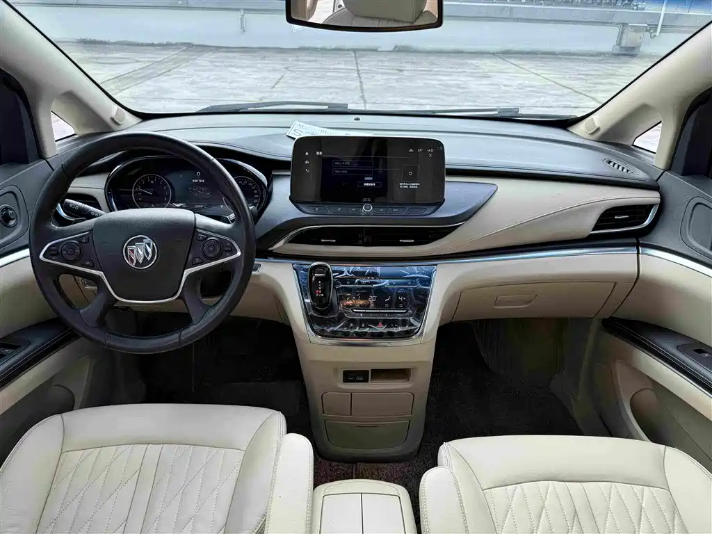 Buick GL8 2023 — фото 10