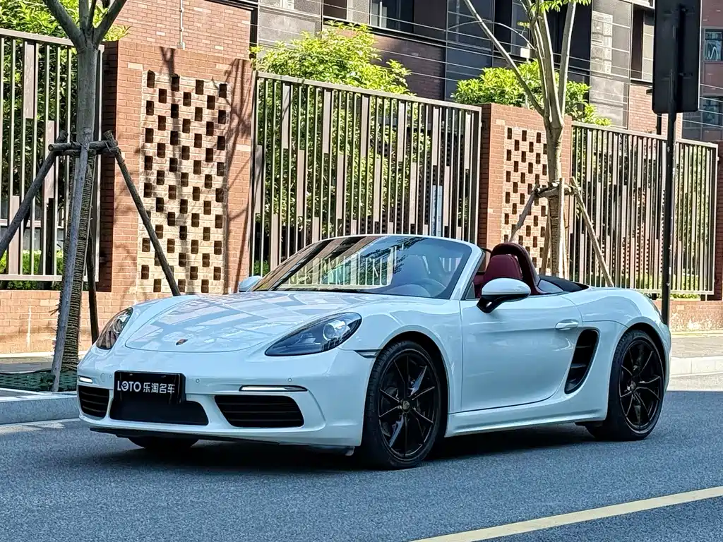 Porsche 718 2023