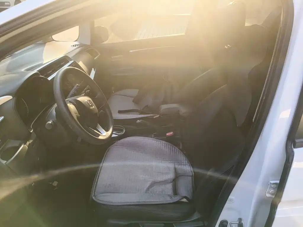 Honda Fit — миниатюра 15