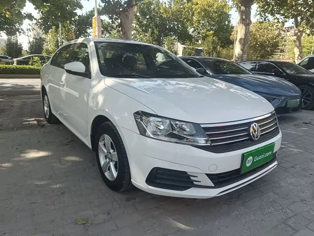 Volkswagen Lavida — миниатюра 4