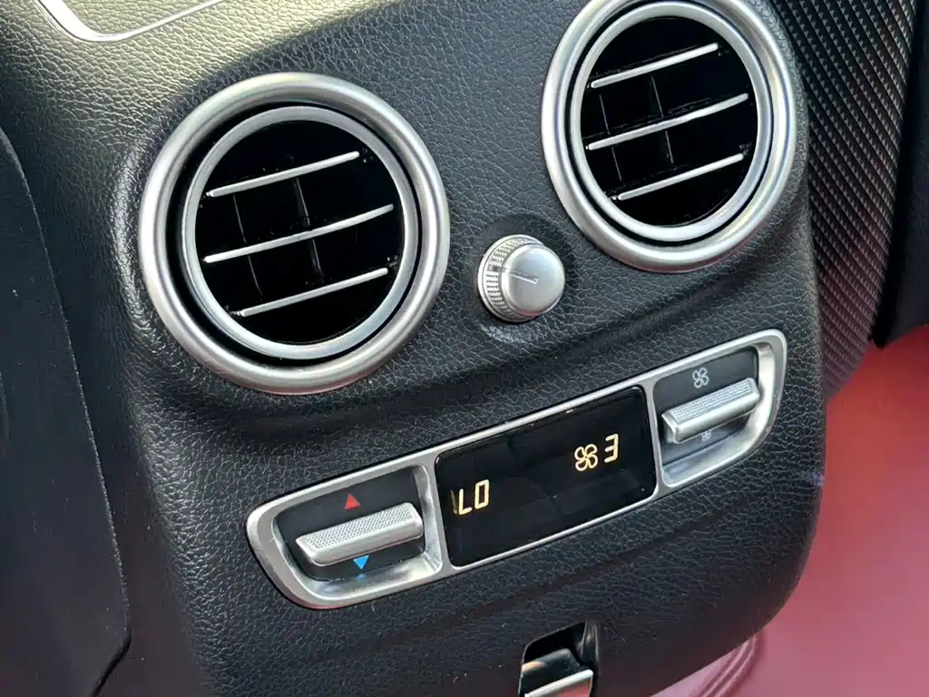 Mercedes-Benz GLC — миниатюра 20
