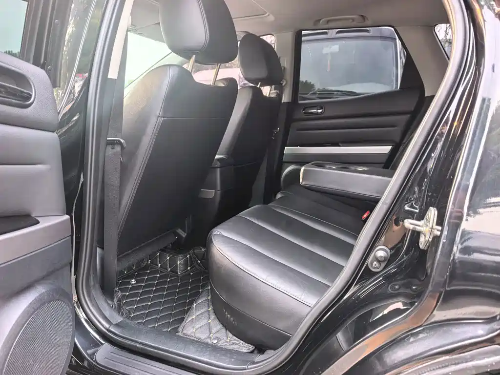 Mazda CX-7 — миниатюра 5