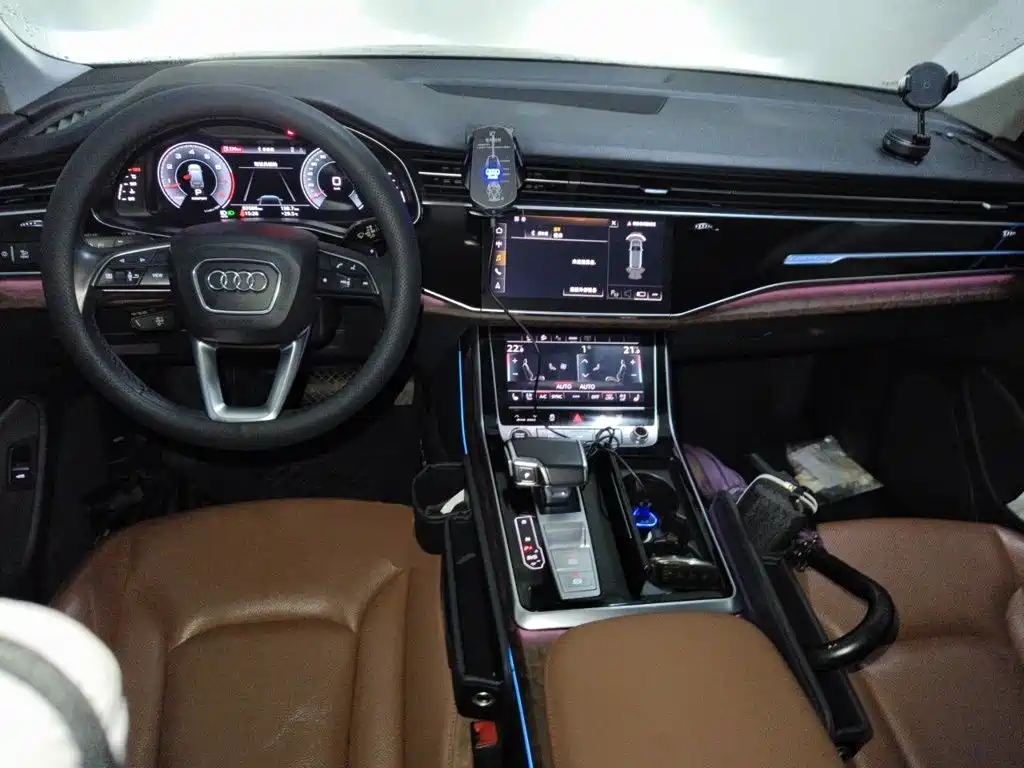 Audi Q7 — миниатюра 10