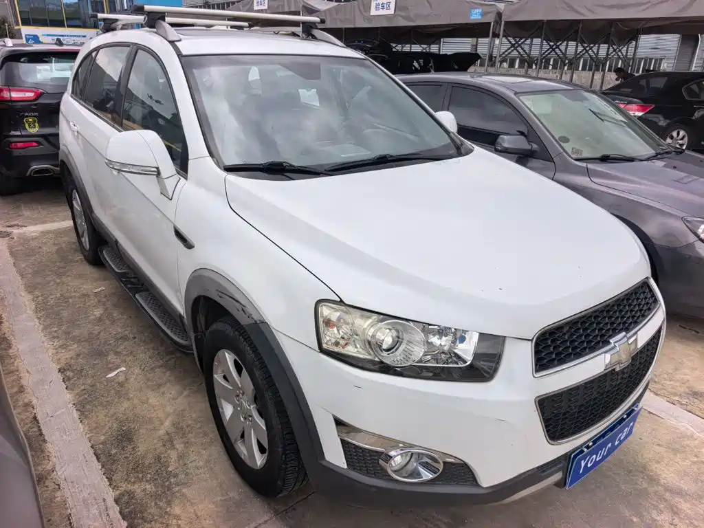 Chevrolet Captiva — миниатюра 3