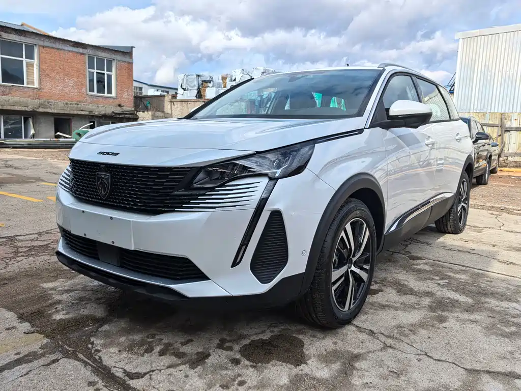Купить Peugeot 5008