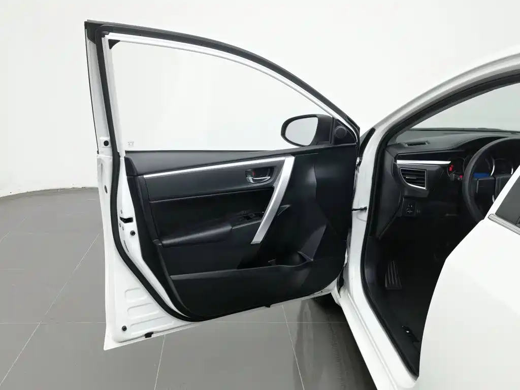 Toyota Corolla — миниатюра 8