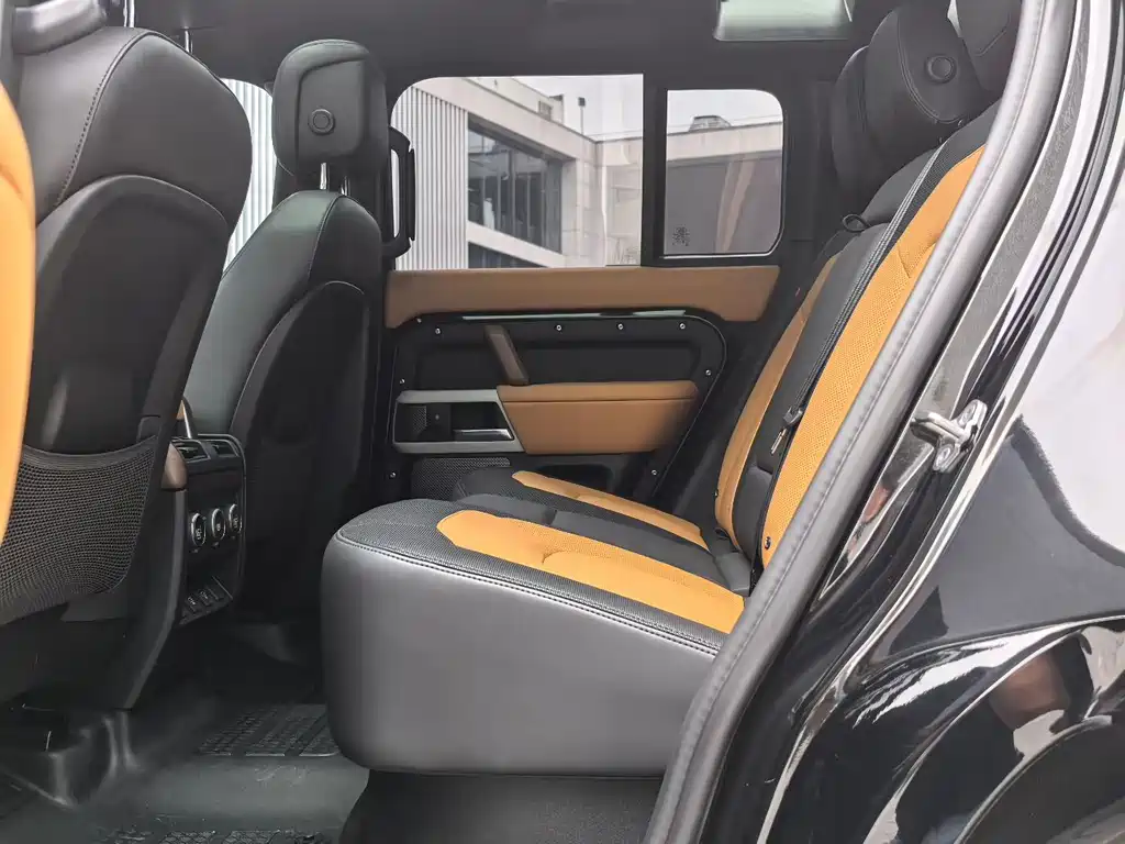 Land Rover Land Rover Defender 2024 110 3.0T P400 X-DYNAMIC HSE