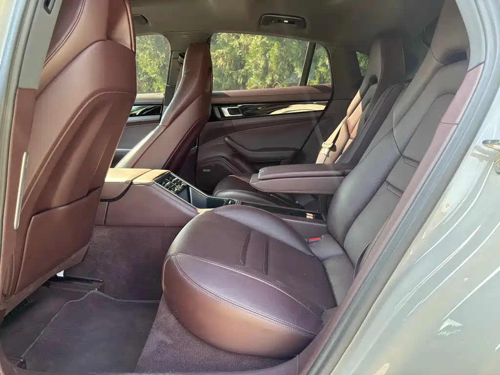 Porsche Panamera — миниатюра 6