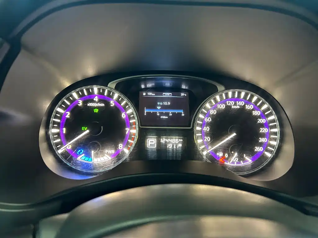 Infiniti QX60 (Import) — миниатюра 24