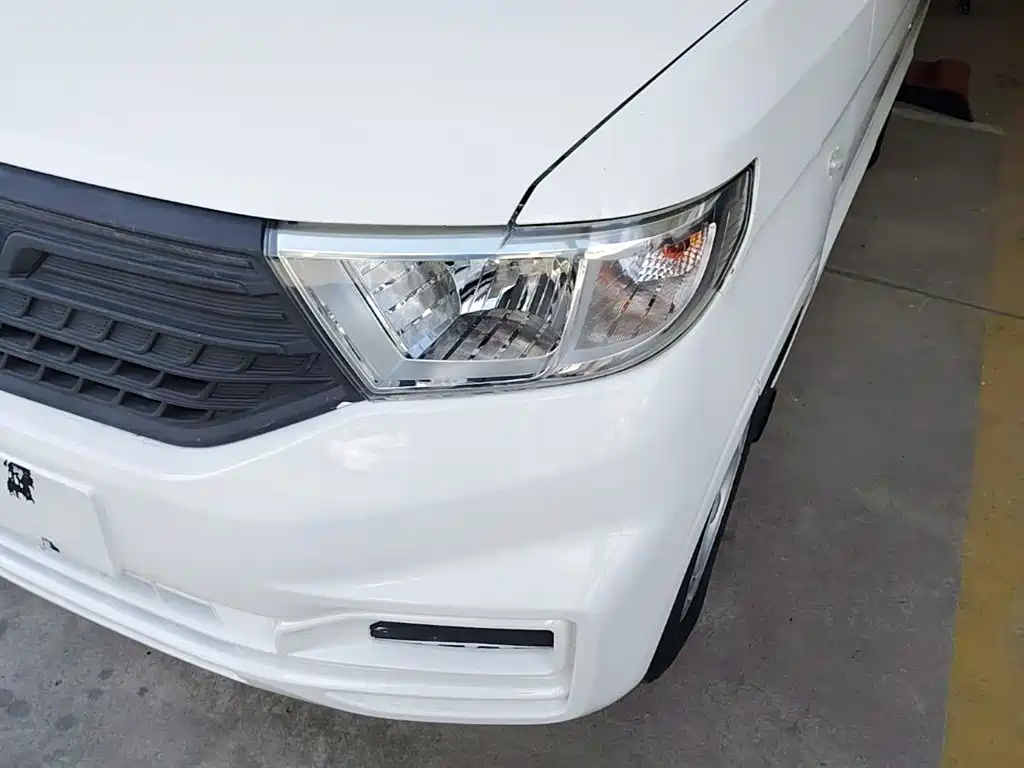 Wuling Hongguang V — миниатюра 24