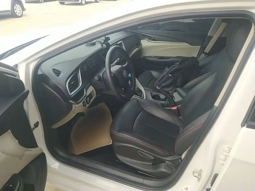 Buick Excelle — миниатюра 16