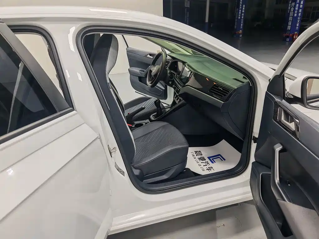 Volkswagen Lavida — миниатюра 10