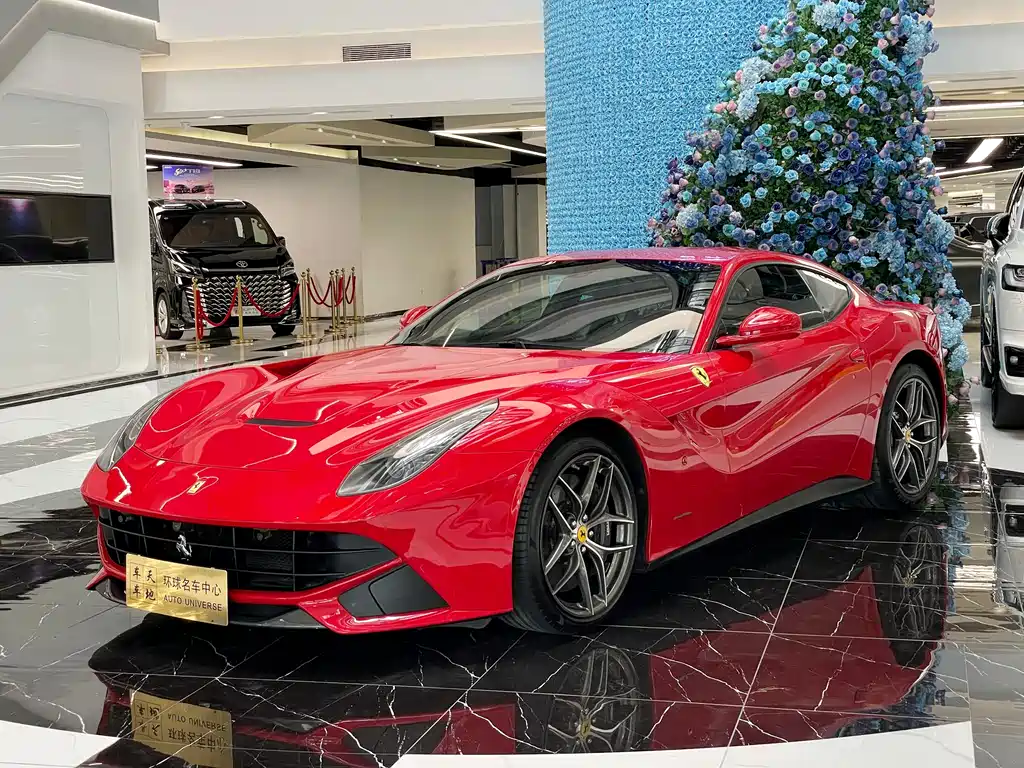 Купить Ferrari F12berlinetta