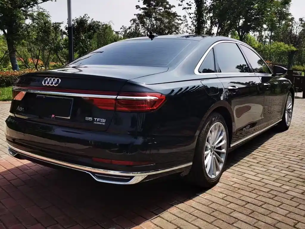 Audi A8 — миниатюра 8