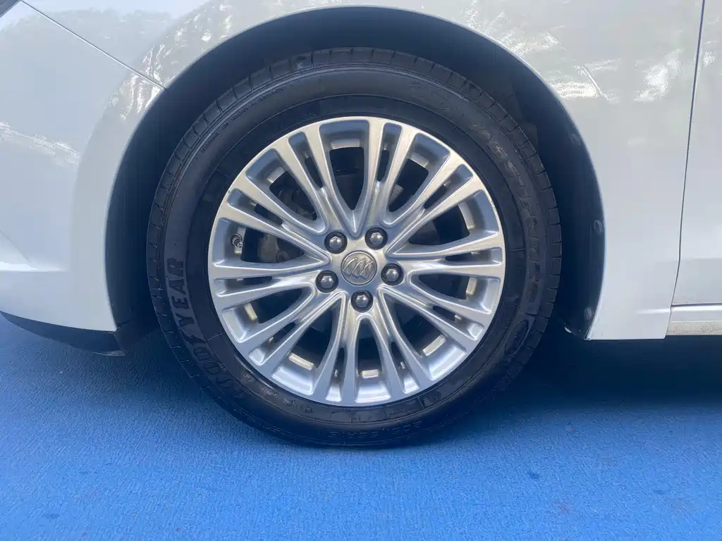 Buick Excelle — миниатюра 16