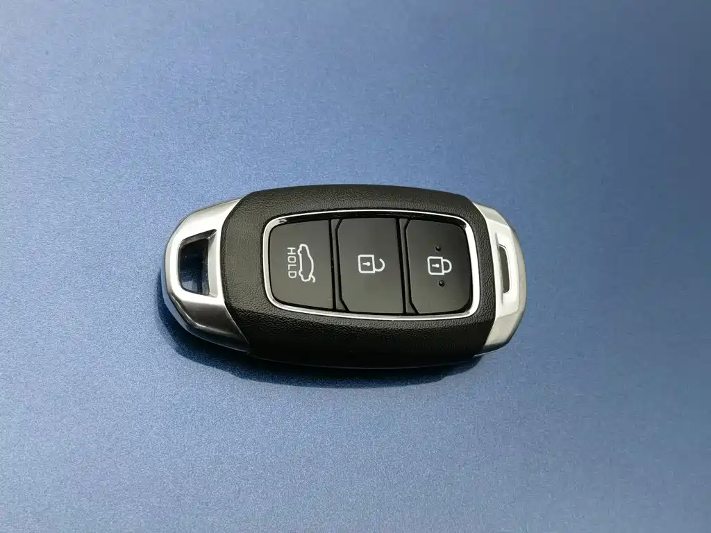 Hyundai Elantra — миниатюра 19