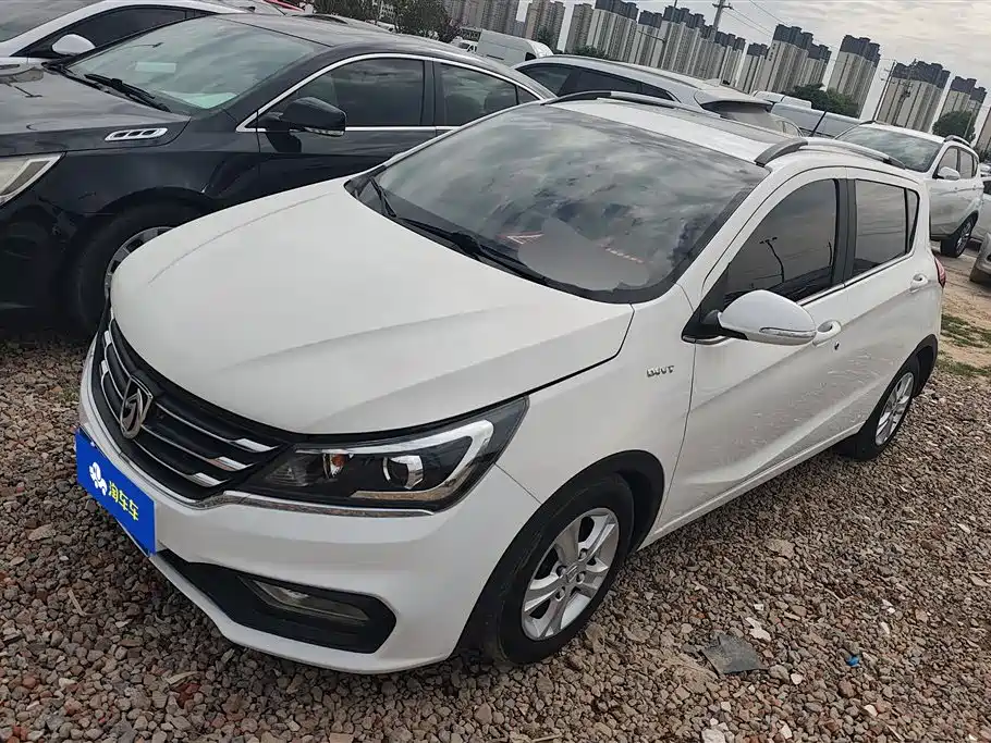 Купить Baojun 310