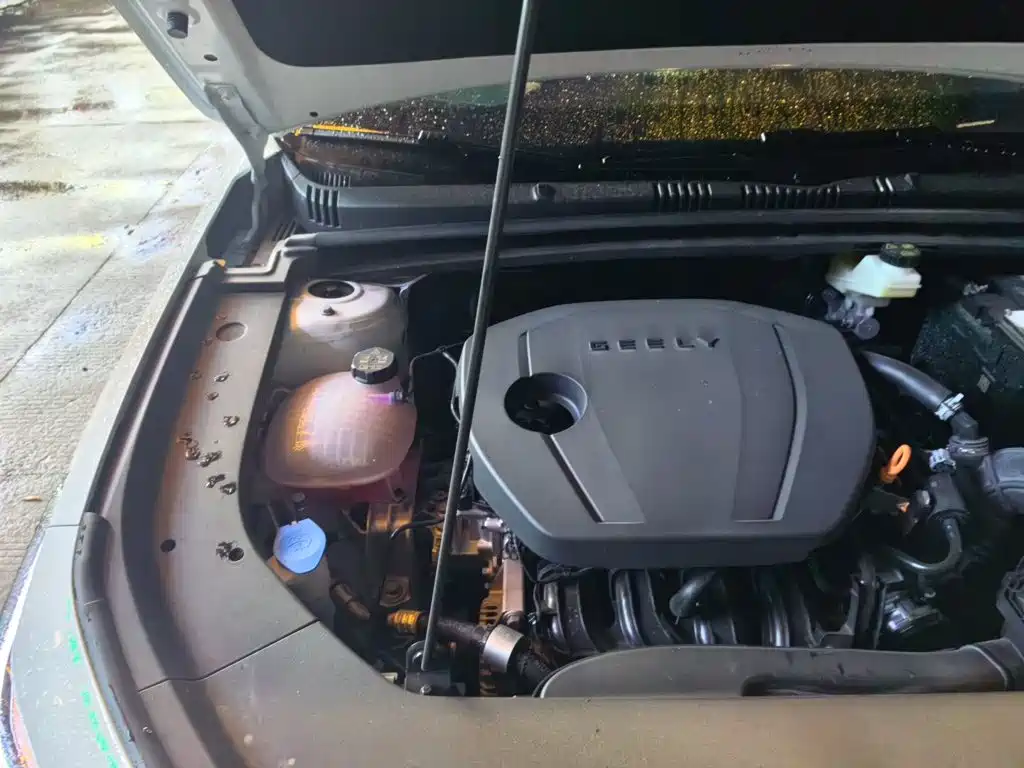 Geely Emgrand — миниатюра 20