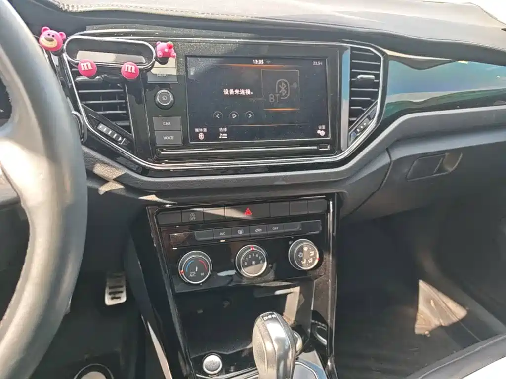 Volkswagen T-Roc — миниатюра 13