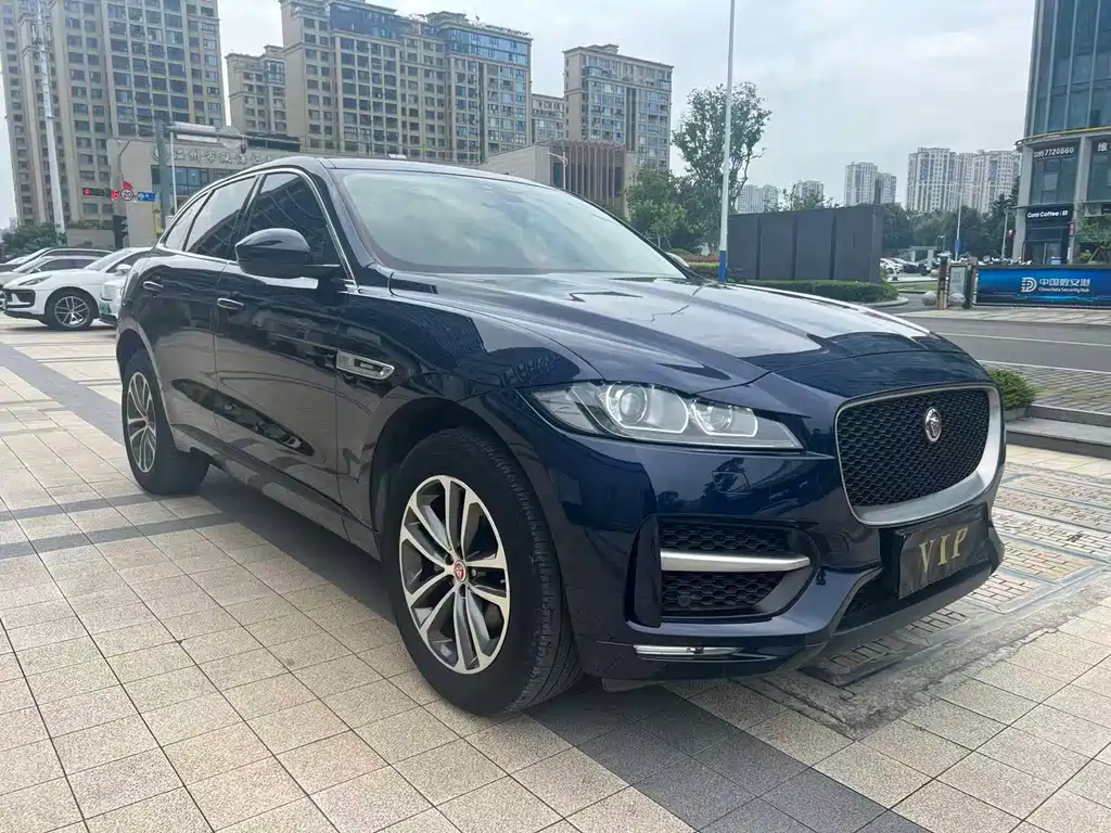 Jaguar F-Pace 2018 2.0T R-Sport Sport