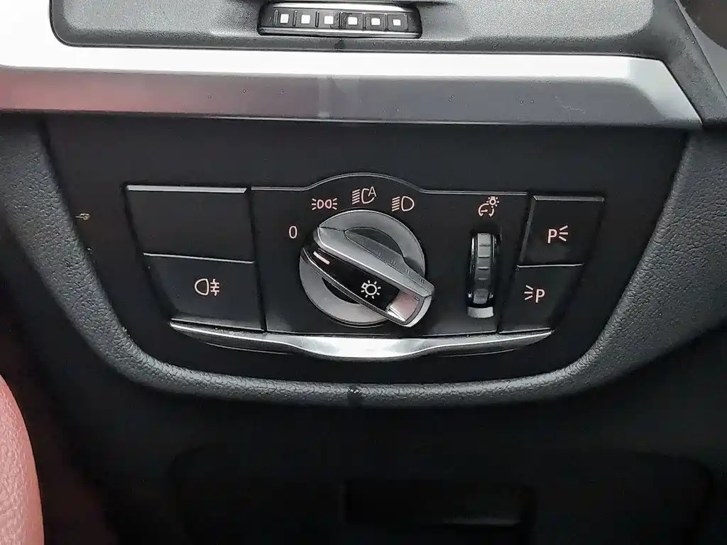 BMW X3 — миниатюра 21