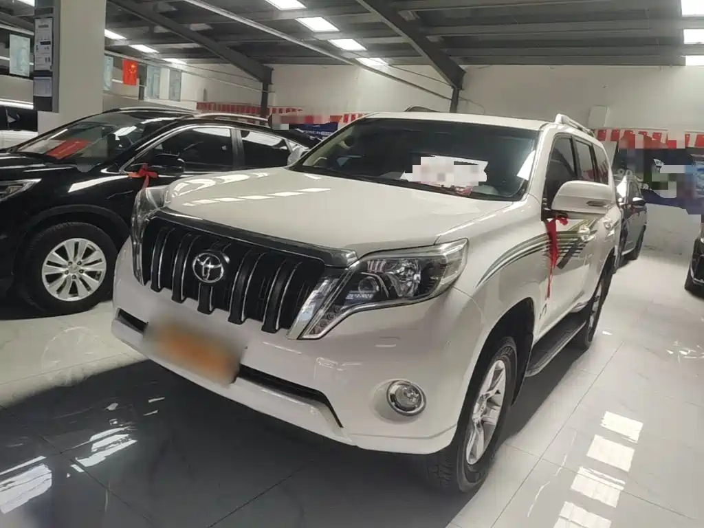 Toyota Land Cruiser Prado 2016 2.7L AT Luxury