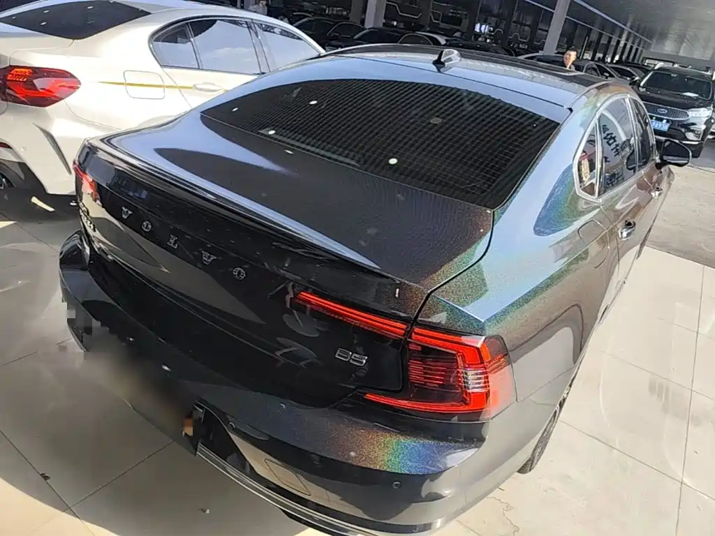 Volvo S90 — миниатюра 7