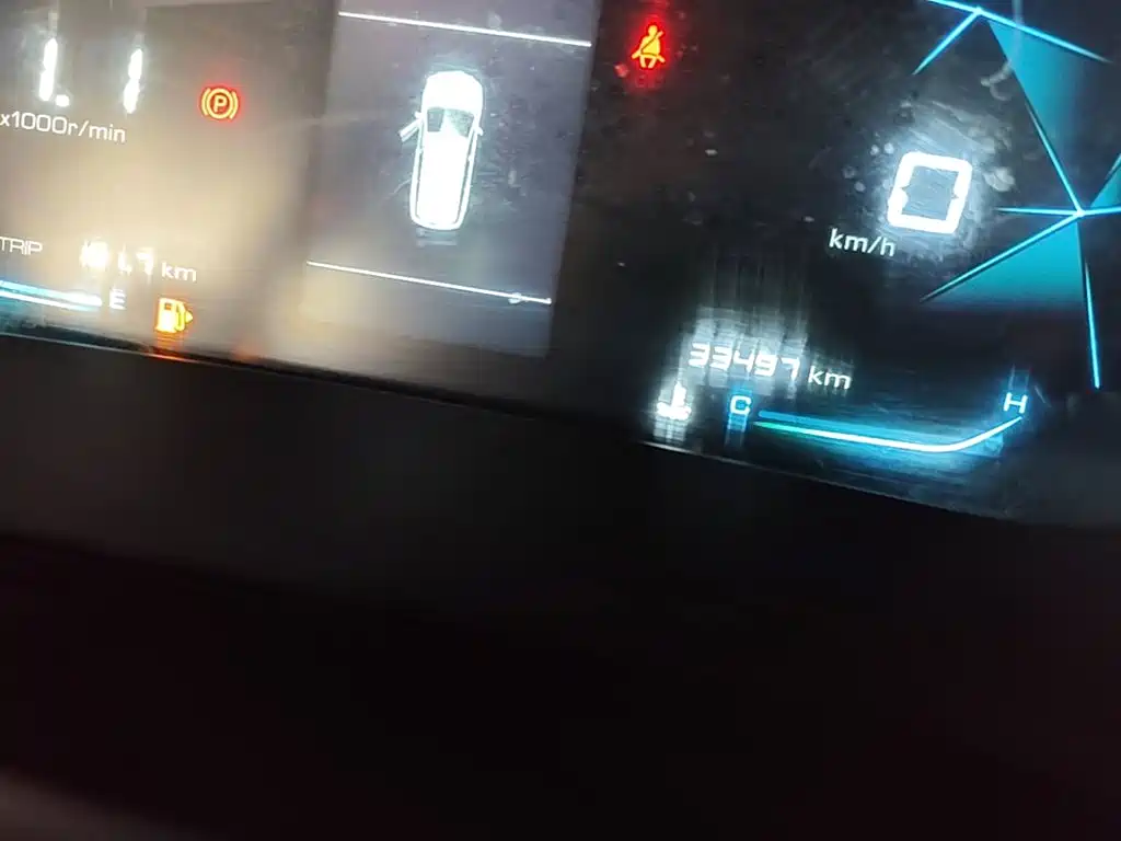 Wuling Victory — миниатюра 12