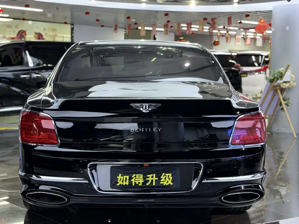 Bentley Flying Spur — миниатюра 10