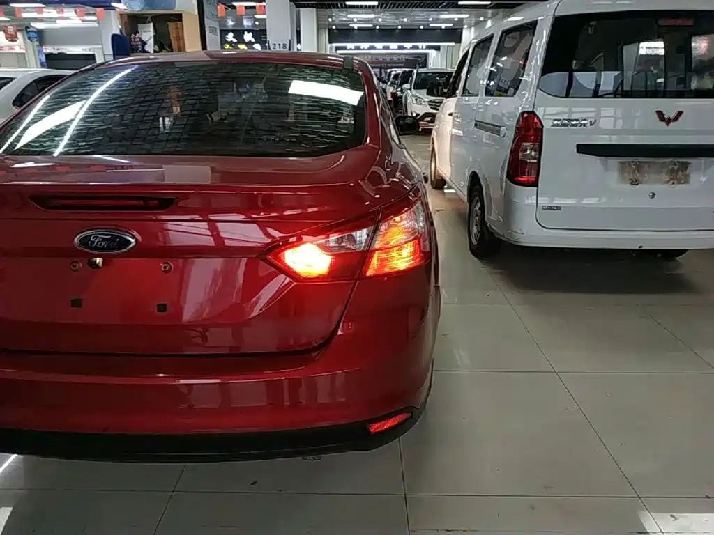 Ford Focus — миниатюра 8