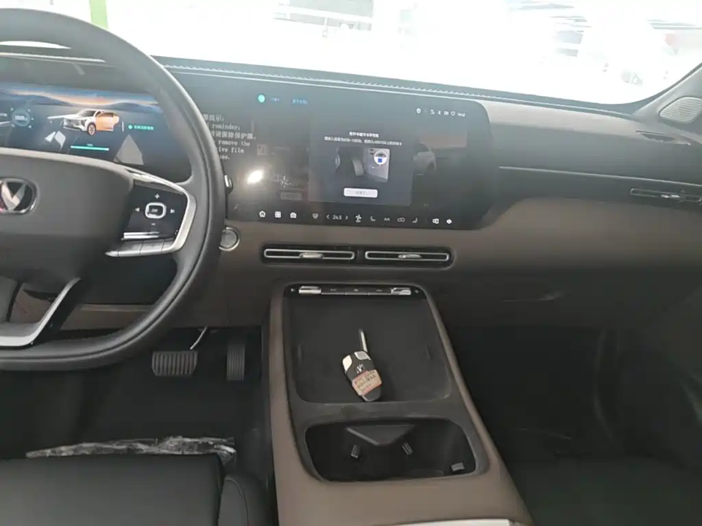 Changan CS55PLUS — миниатюра 10