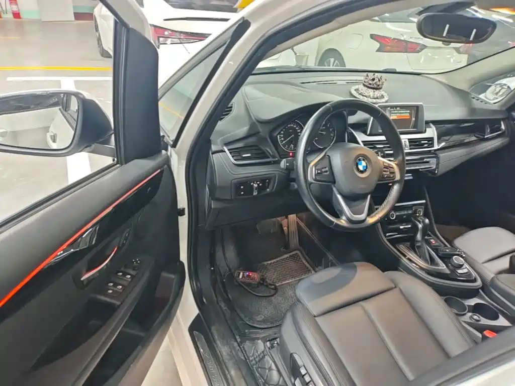 BMW 2 Series Active Tourer (Import) — миниатюра 16