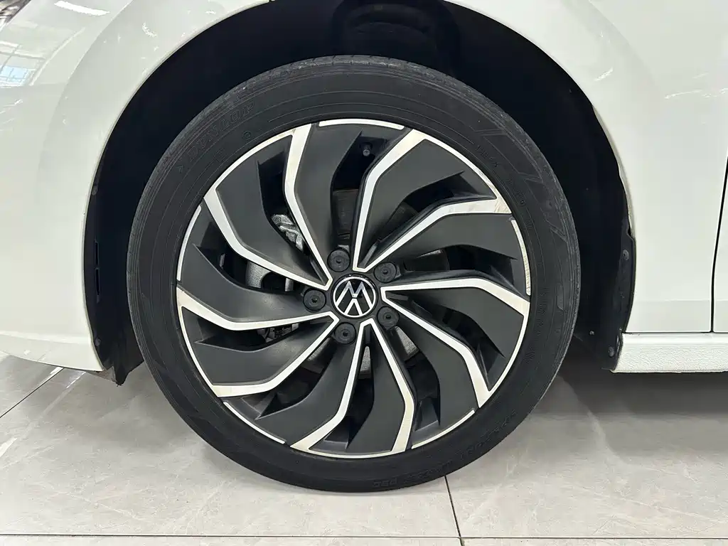 Volkswagen Golf — миниатюра 17