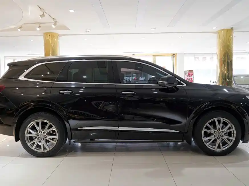 Buick Enclave — миниатюра 21