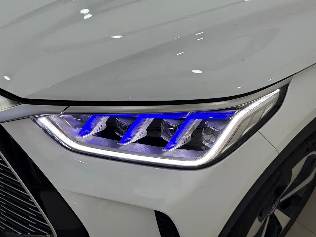 BYD PLUS New Energy — миниатюра 3
