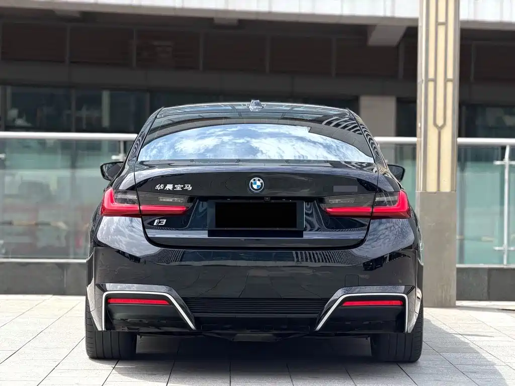 BMW i3 2024 eDrive 40 L