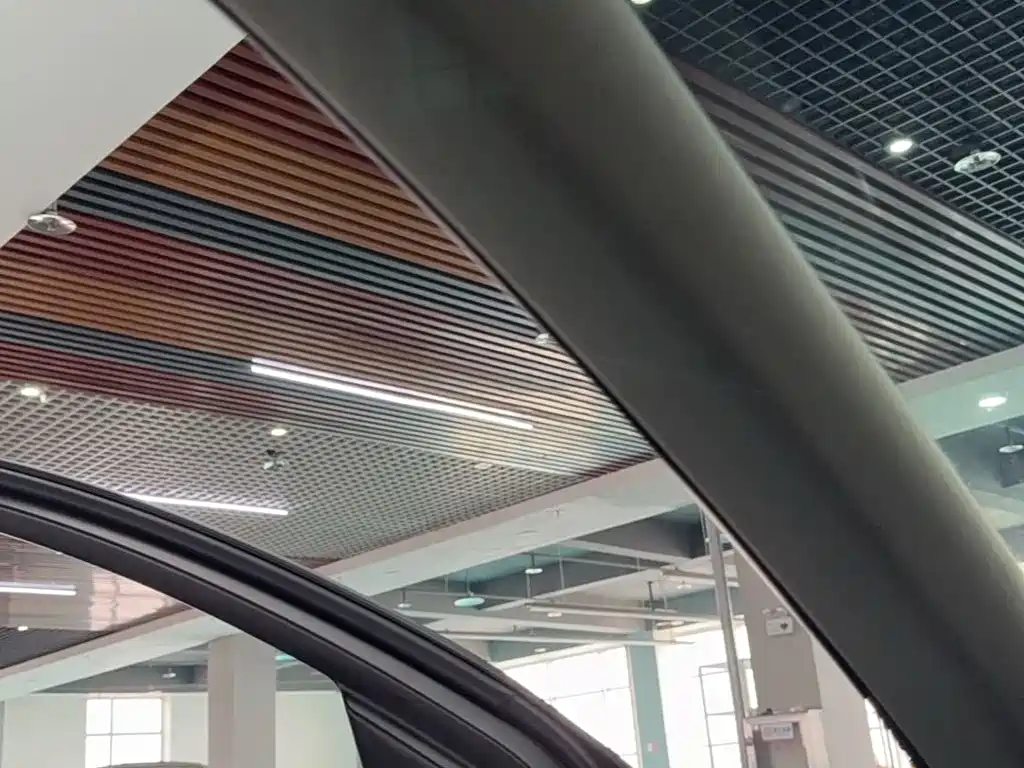 Audi Q7 — миниатюра 11