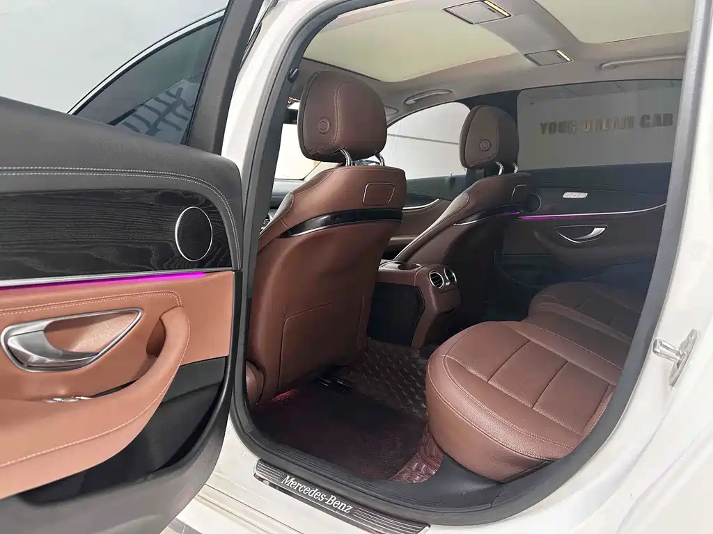 MERCEDES-BENZ E CLASS