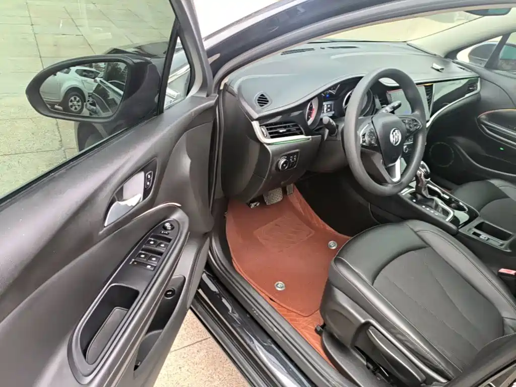 Buick Verano — миниатюра 16