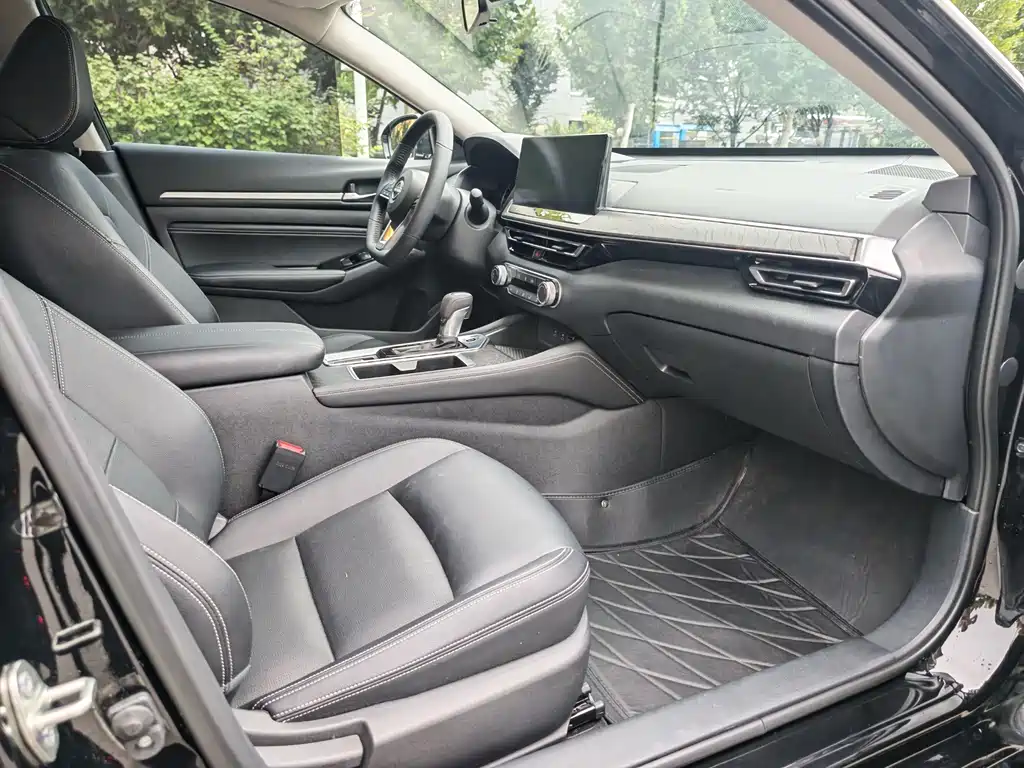 Nissan Teana — миниатюра 19