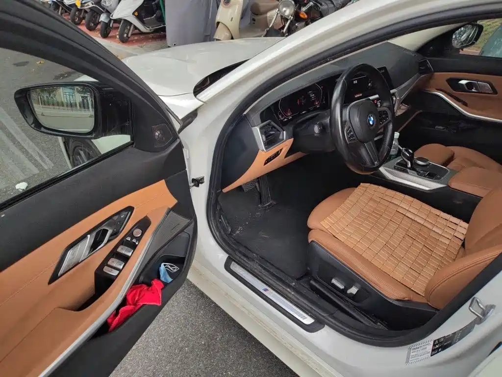 BMW 3 Series — миниатюра 14