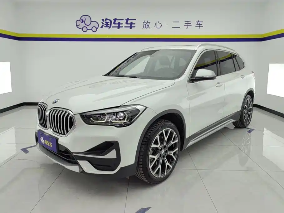 宝马X1 2022款 改款 xDrive25Li 尊享型 2022