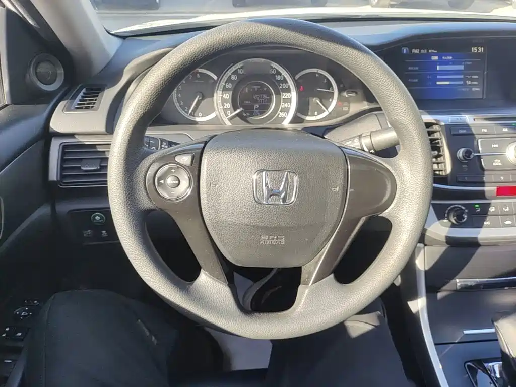 Honda Accord — миниатюра 11
