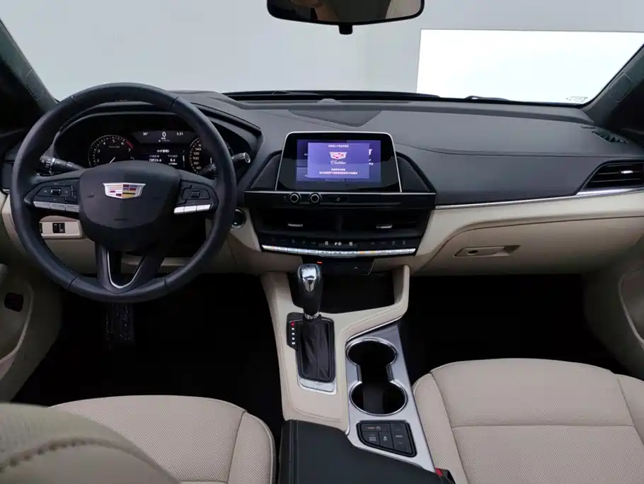 Cadillac CT4 25T Luxury Type, фото 12
